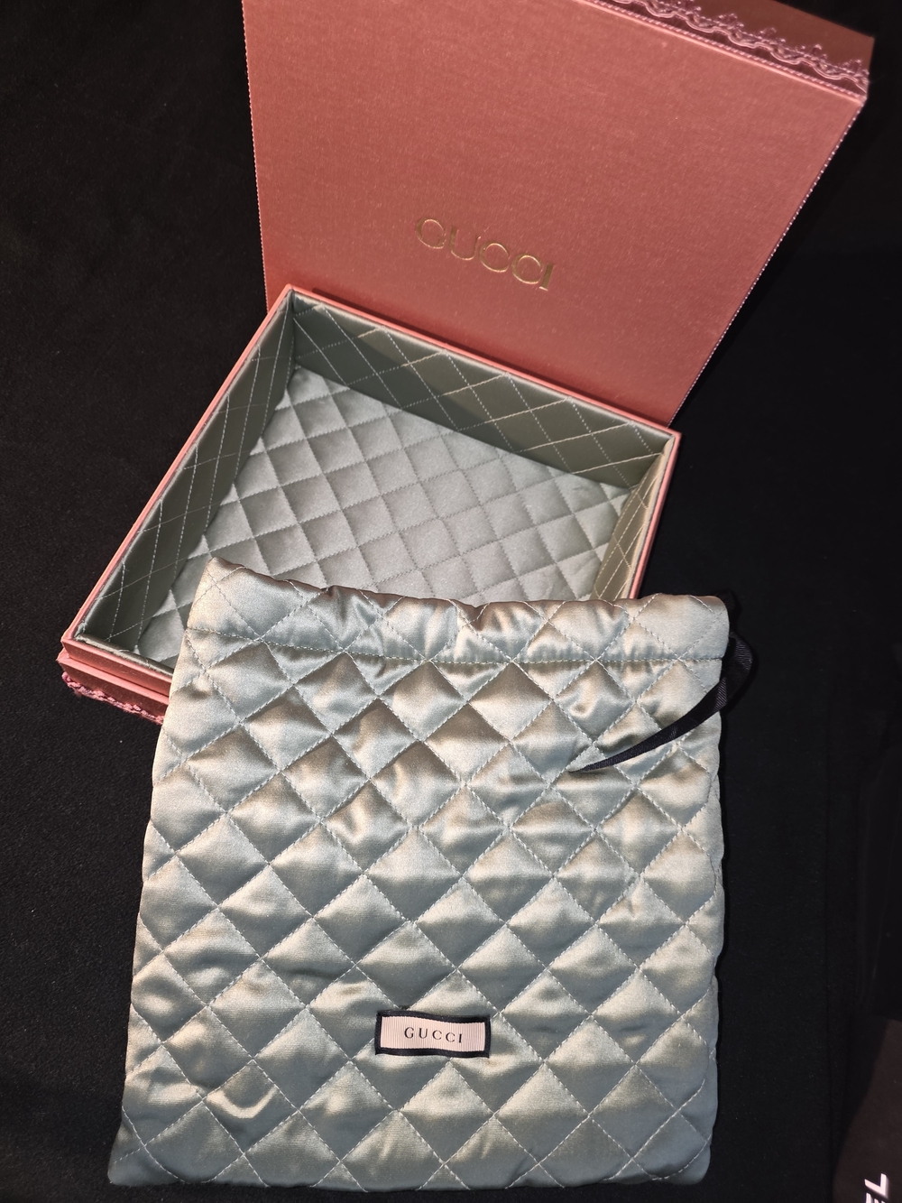 Authentic Gucci Pink Satin Fabric/Olive Green Quilted Box & Pouch ❤️❤️